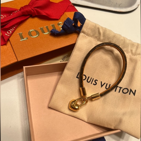 Louis Vuitton Bracelet - Picture 1 of 4